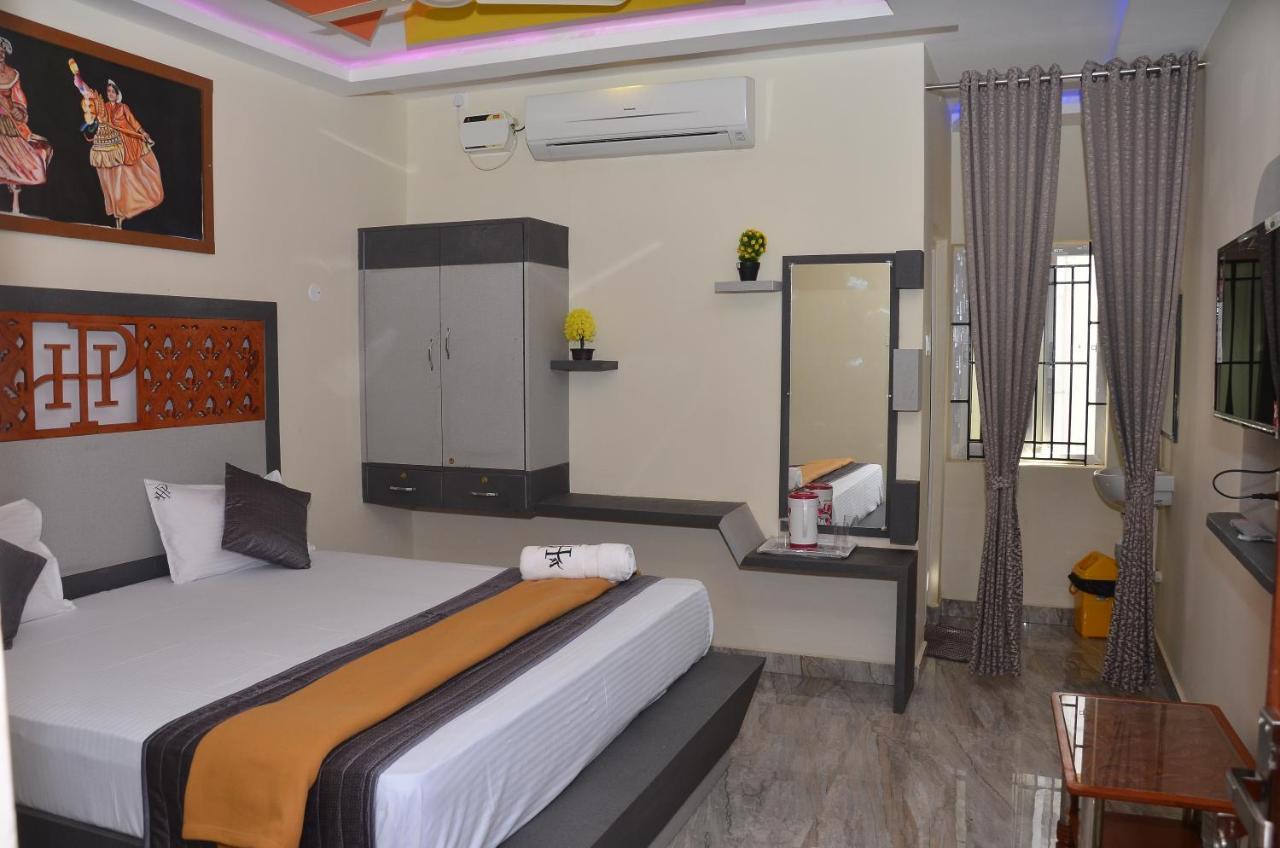 Hotel Panchavarnaa Rāmeswaram 外观 照片