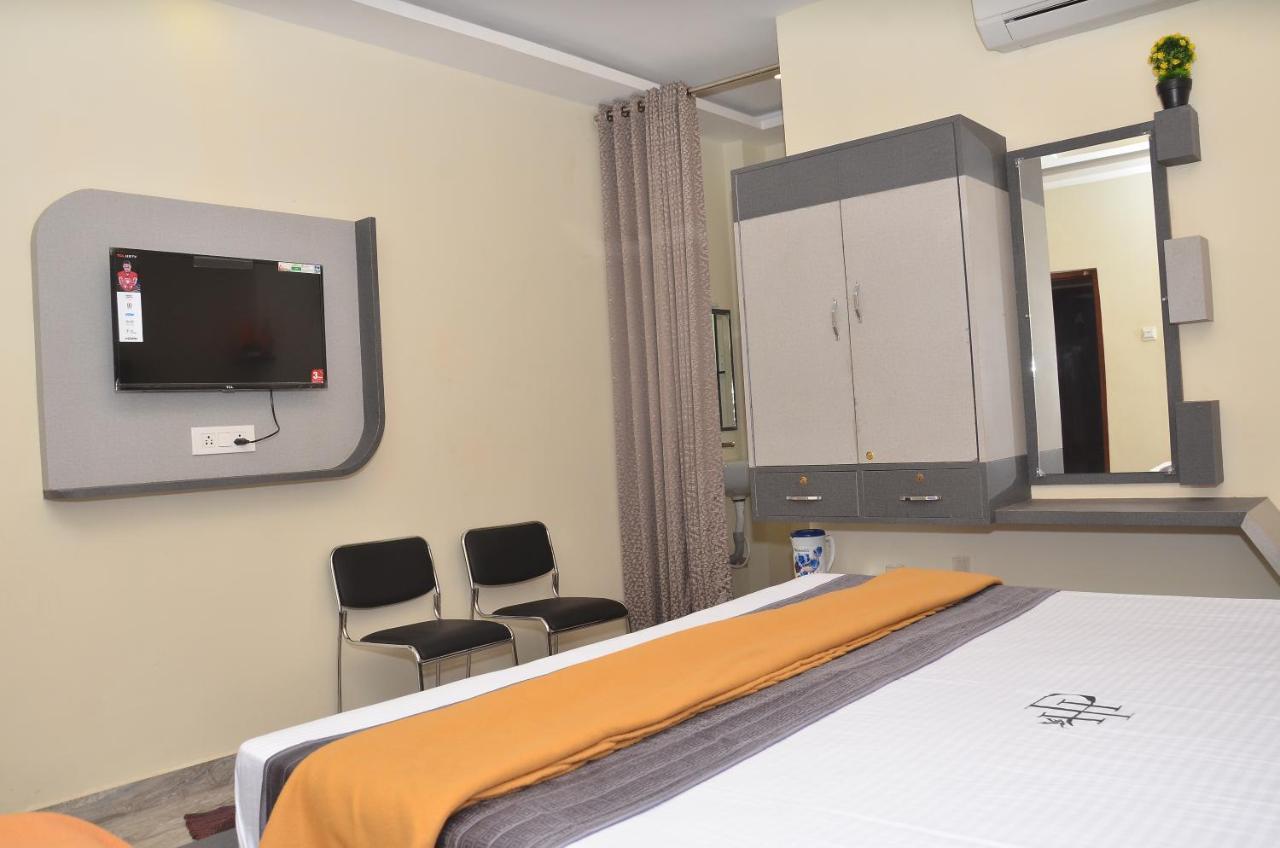 Hotel Panchavarnaa Rāmeswaram 外观 照片