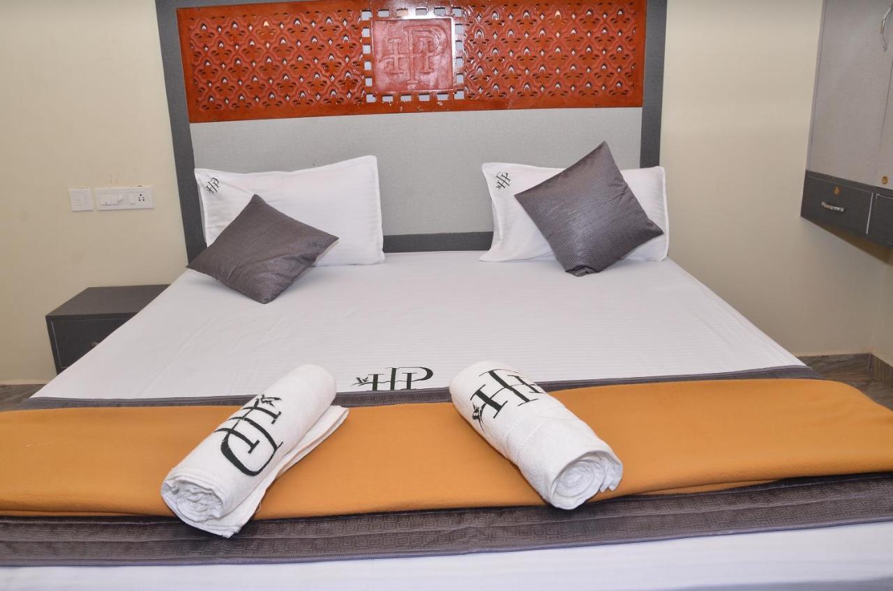 Hotel Panchavarnaa Rāmeswaram 外观 照片