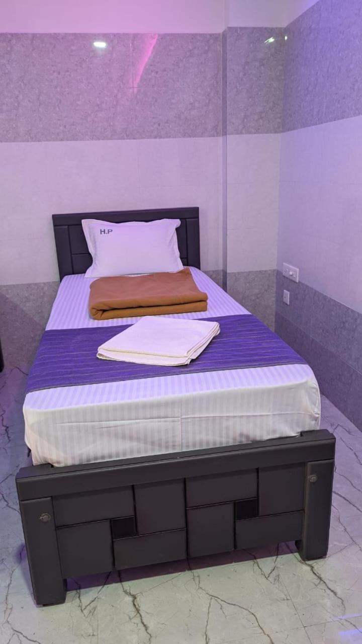 Hotel Panchavarnaa Rāmeswaram 外观 照片